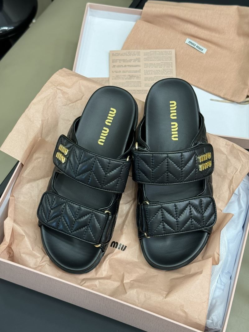 Louis Vuitton Slippers